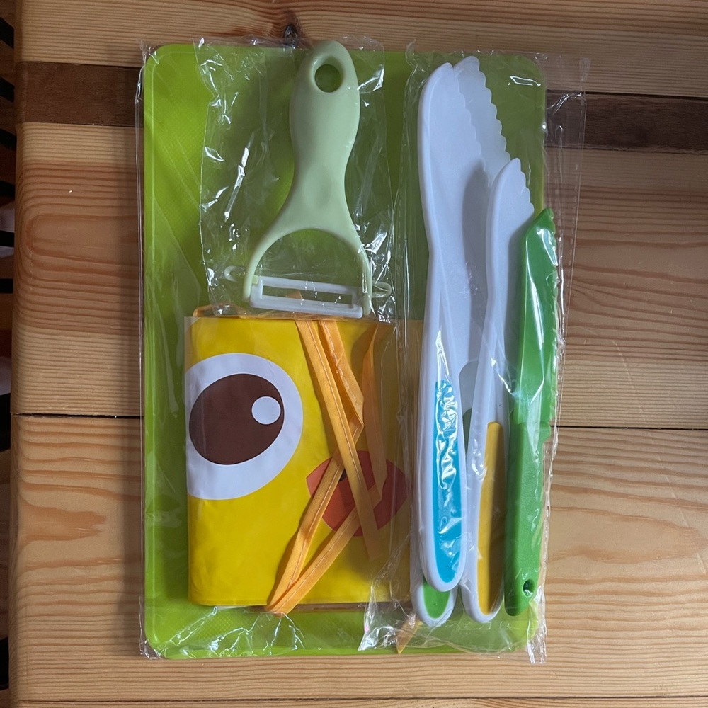 Kids’ Kitchen Helper Bundle